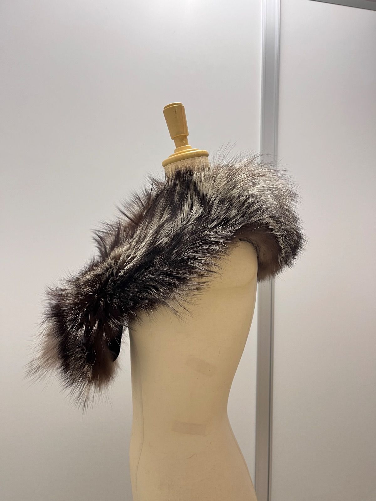 SAGA FOX フォックスファーショール 毛皮 C26010632 - メルカリ