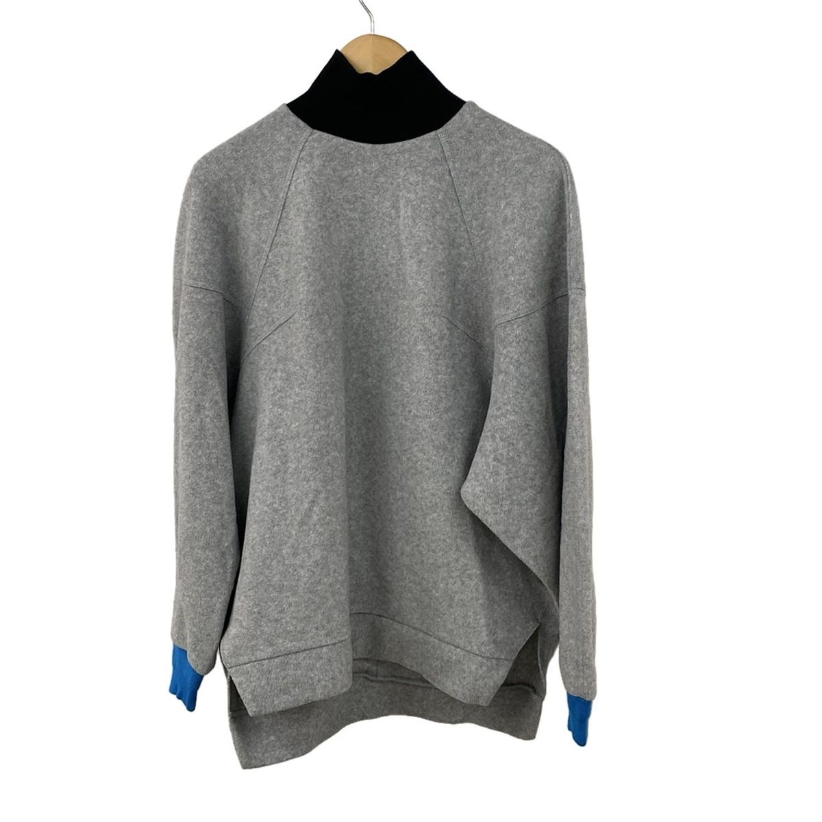 nagonstans ナゴンスタンス トレーナー サイズMEDIUM M レディース ライトグレー 黒 ブルー 長袖 裾スリット オーバーサイズ