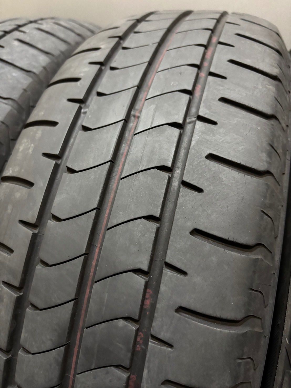 夏タイヤ サマータイヤ