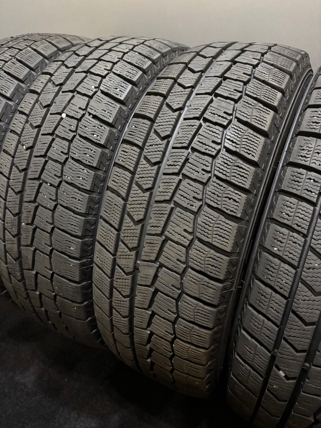 195|65 R 15 DUNLOP|WINTER MAXX WM 02 22年製 スタッドレス 4本 ダンロップ ウィンターマックス ノア ヴォクシー プリウス 4-L 229