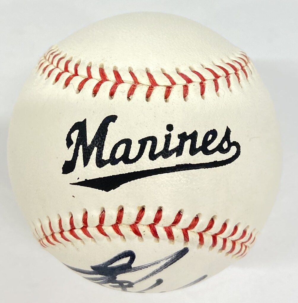 千葉ロッテマリーンズ 福浦和也 直筆サインボール - メルカリ