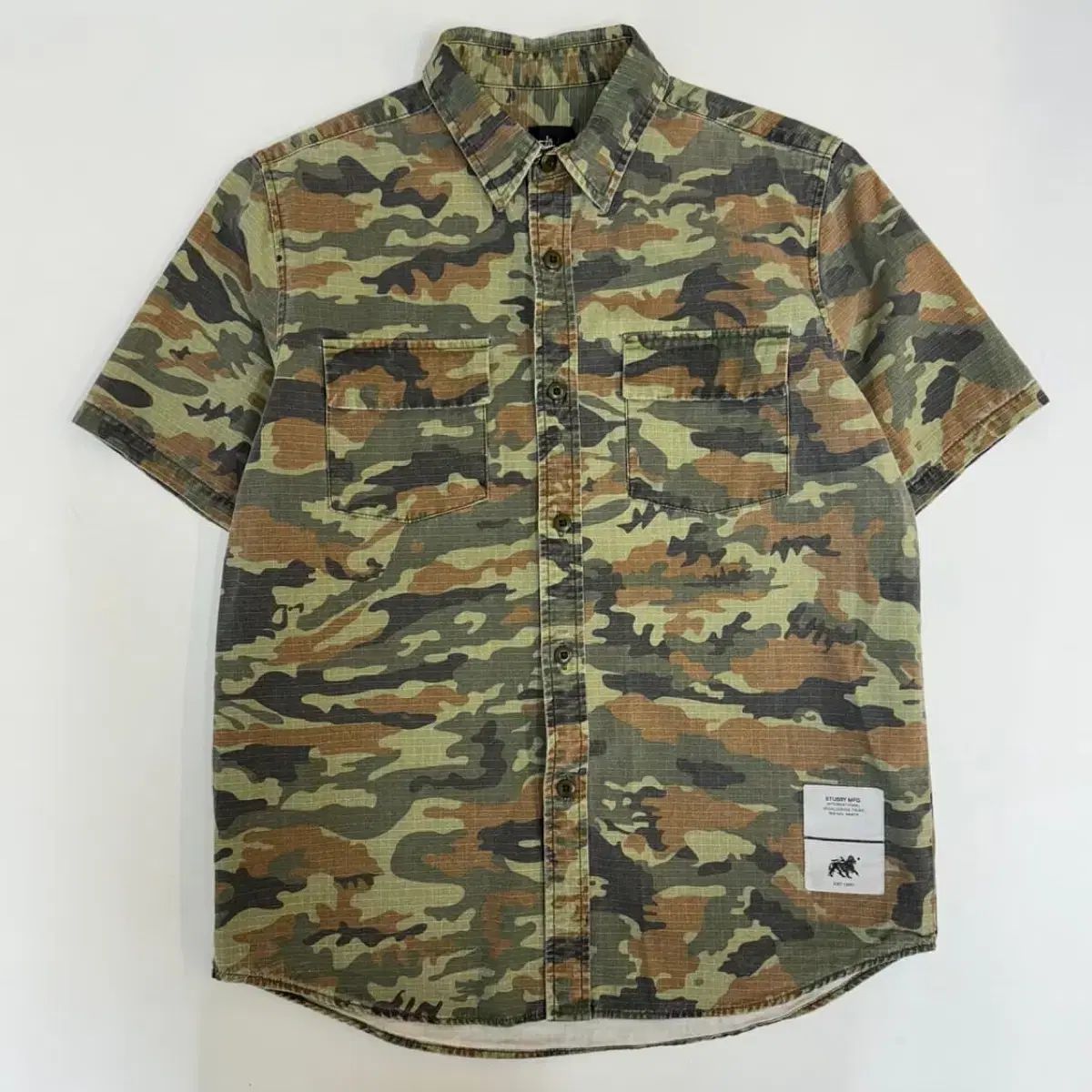 STUSSY カモフラージュ 半袖 シャツ