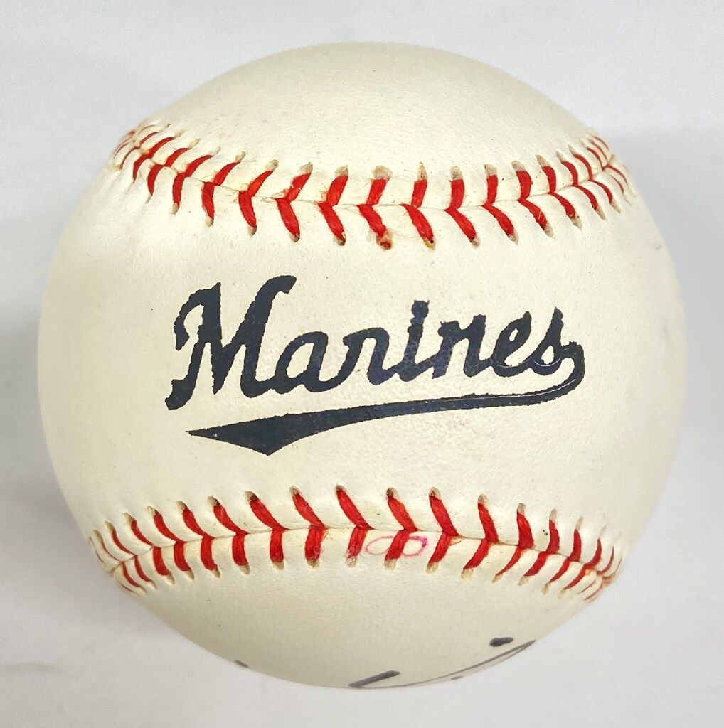 千葉ロッテマリーンズ 小坂誠 直筆サインボール - メルカリ