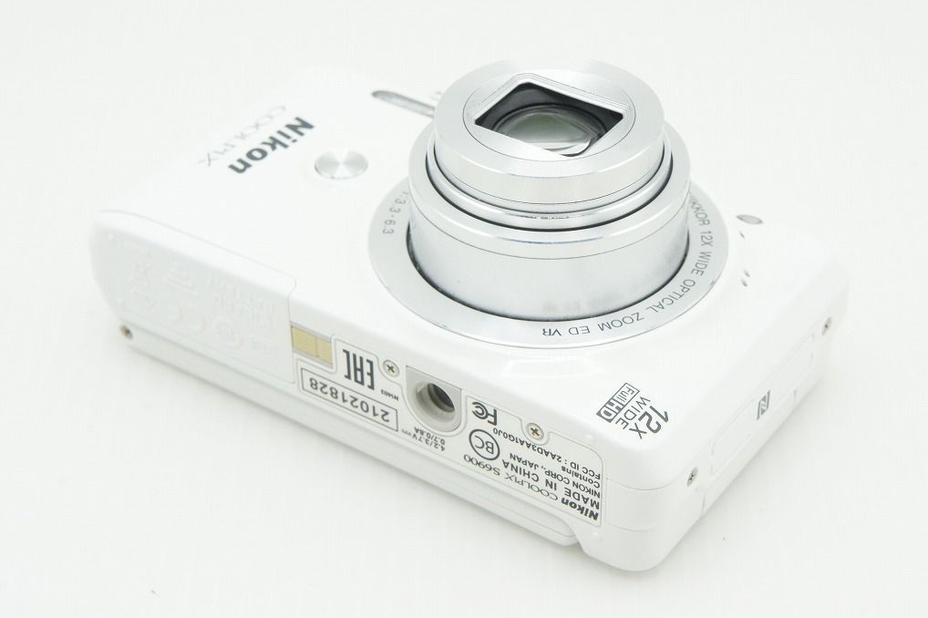 良品 Nikon ニコン COOLPIX S6900 コンパクトデジタルカメラ ホワイト