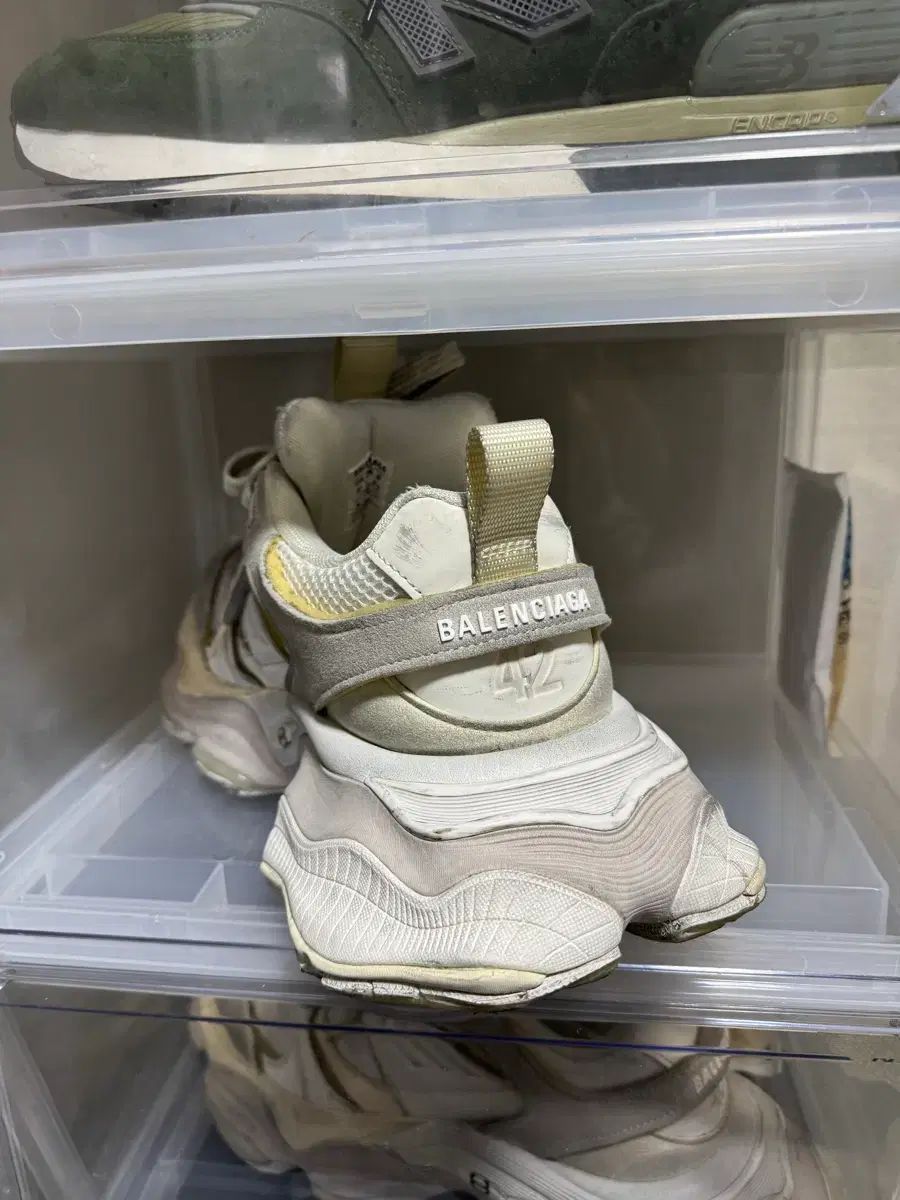 バレンシアガ カーゴ