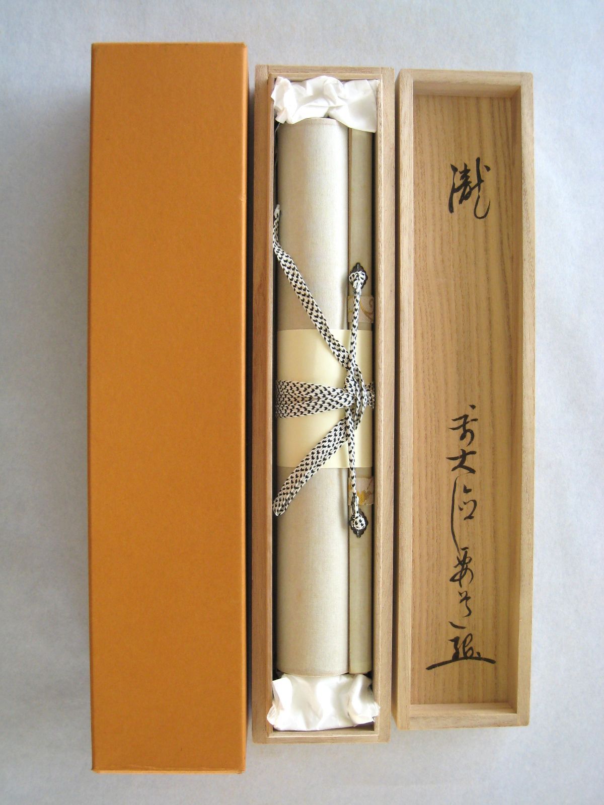 真筆】茶掛け 茶掛 瀧◇大徳寺派 宗鏡禅寺 前大徳 雪尾要道 共箱