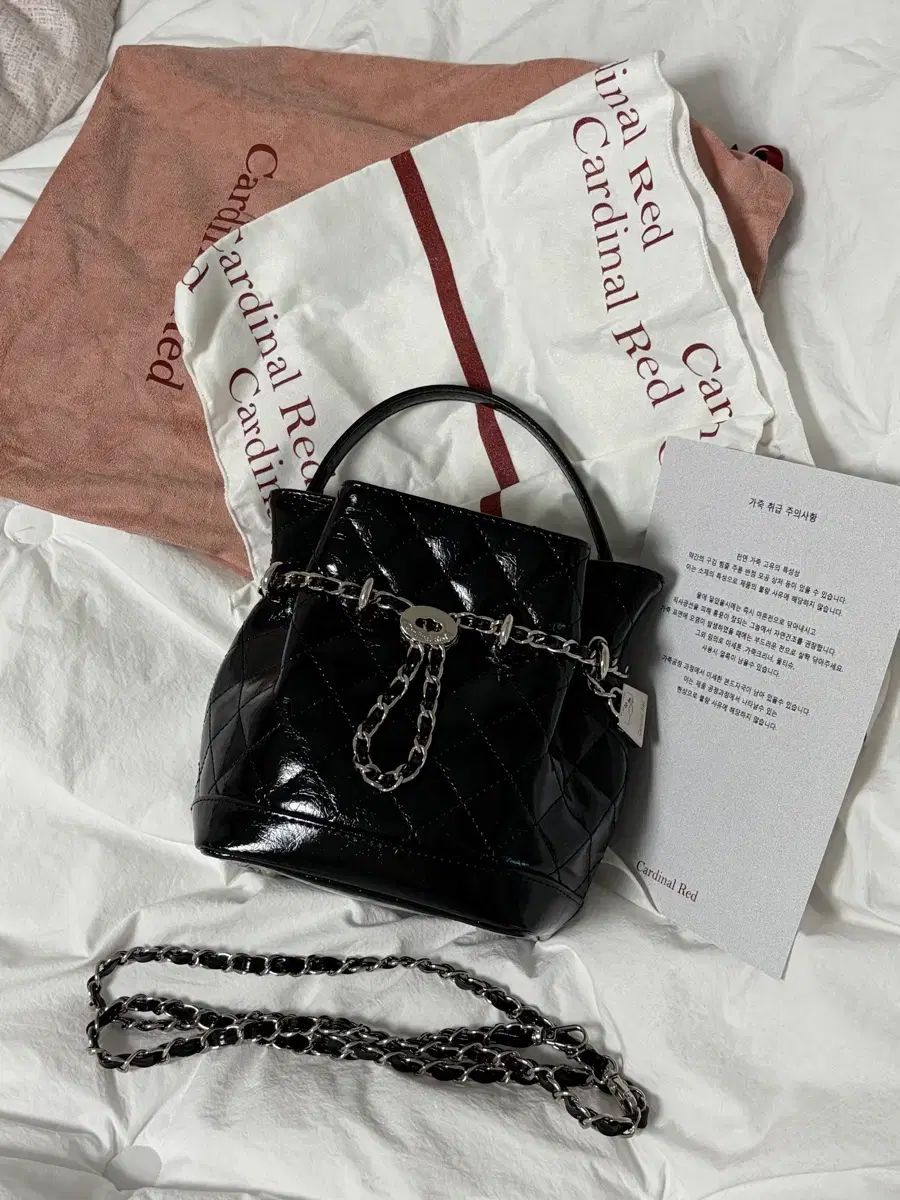 Cardinal Red ベルバッグ ブラック シルバー フルセット