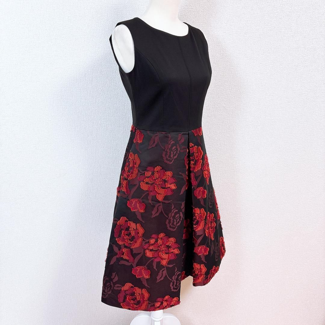 エムプルミエブラック ノースリーブワンピース ドッキング 38 花柄