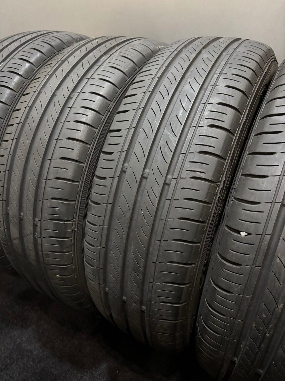 185 65 R 15 DUNLOP ENASAVE EC 300 22年製 夏タイヤ サマータイヤ 4本 ダンロップ エナセーブ アクア フリード シエンタ 4 L 232