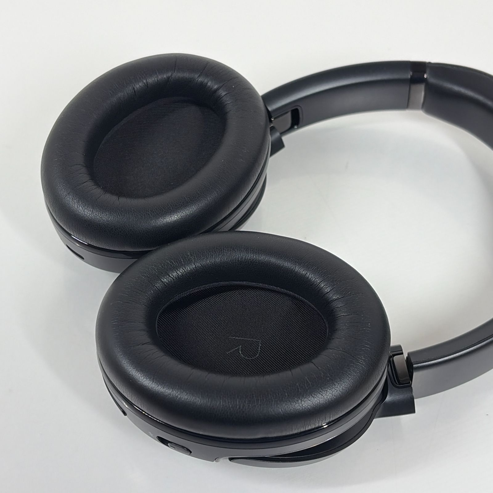 中古・美品】JBL Tour One M2 ワイヤレスヘッドホン - メルカリ