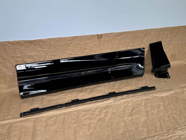新品 黒 202 スモークM アルファード AGH40W 純正OP モデリスタ 右