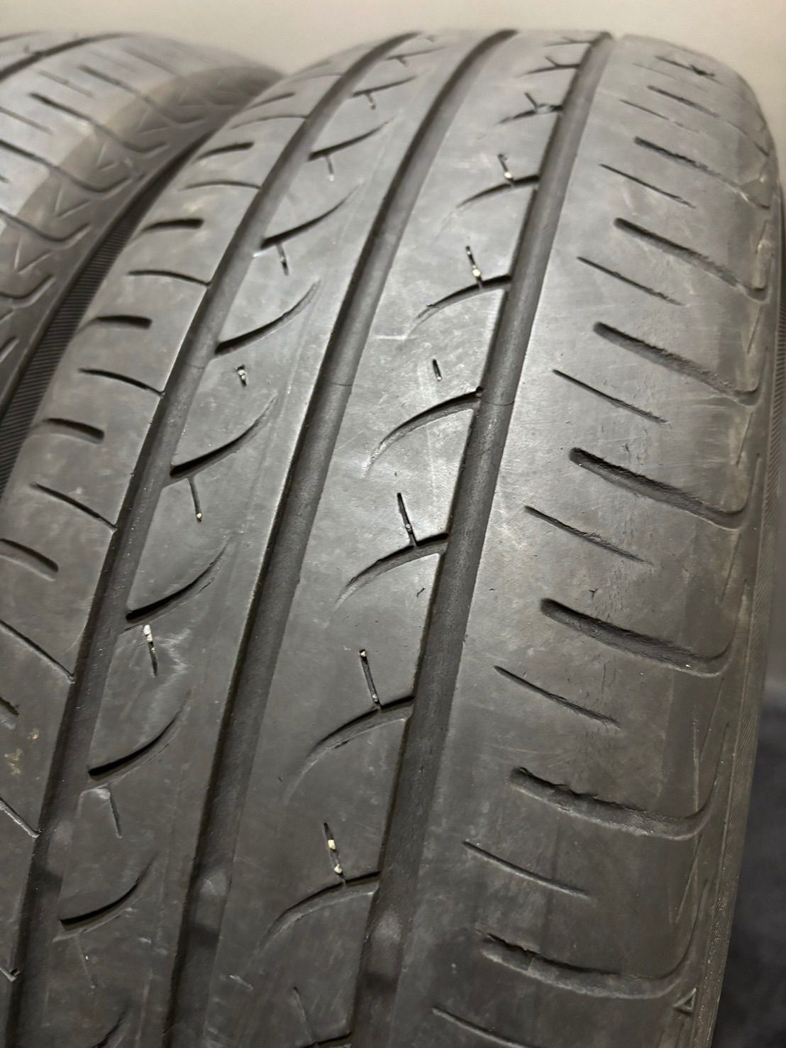  185 65 R 15 BluEarth 20年製 夏タイヤ サマータイヤ 4本 ヨコハマ ブルーアース アクア フリード シエンタ 3 L 233 15インチ サマータイヤ ノーマルタイヤ