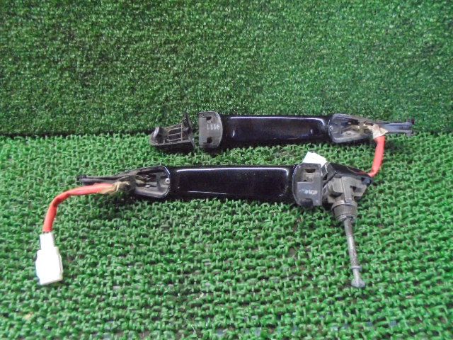 7FA4535 LA6 トヨタ ヴェルファイア ANH20W 前期型 2.4Z 8人 フロント