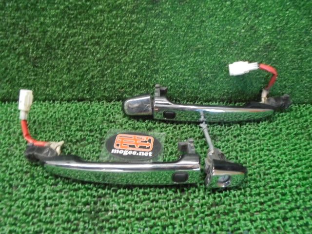 7FA4535 LA6 トヨタ ヴェルファイア ANH20W 前期型 2.4Z 8人 フロント