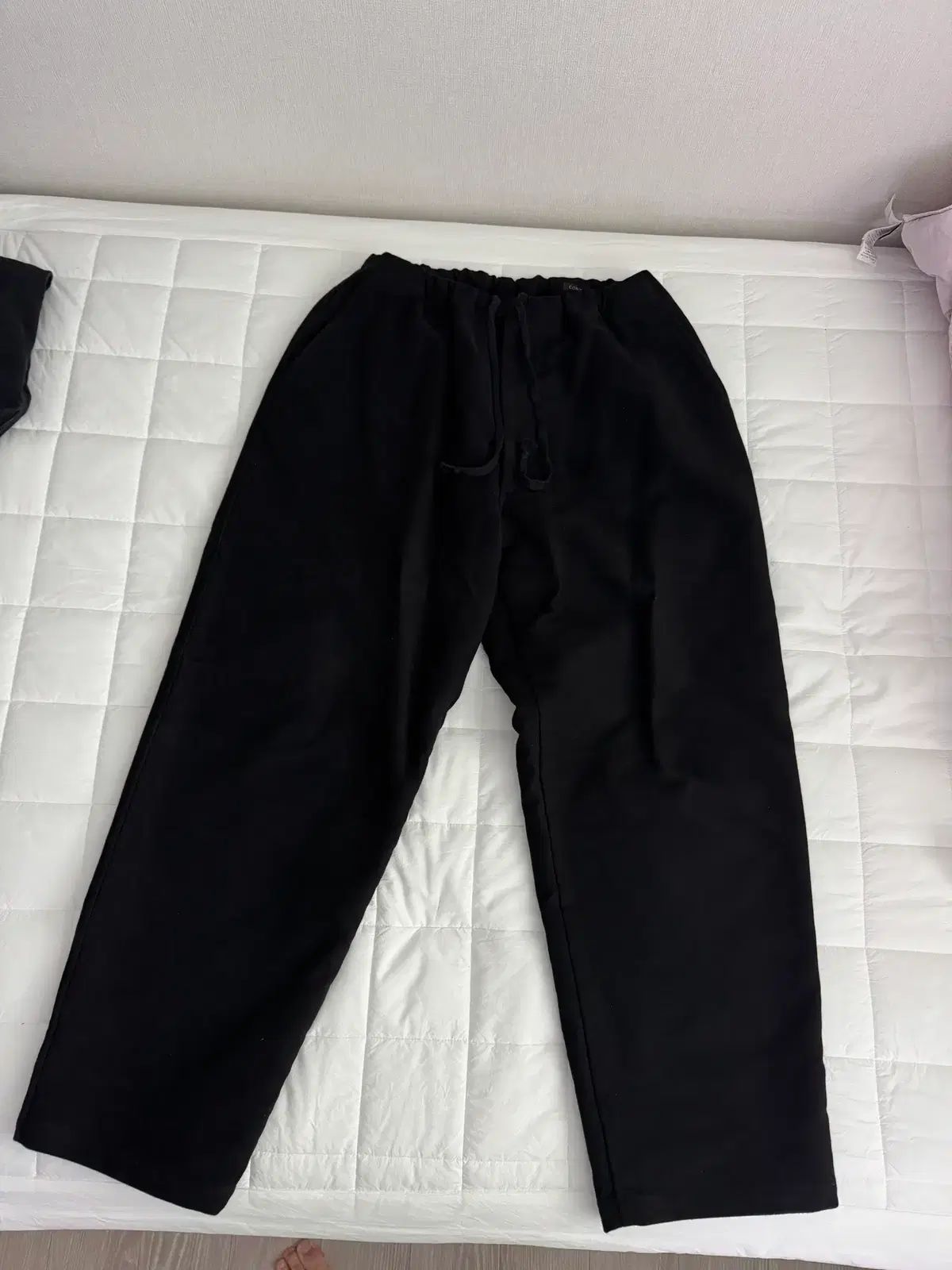 コモリ 24 aw モールスキン ドローストリング パンツ