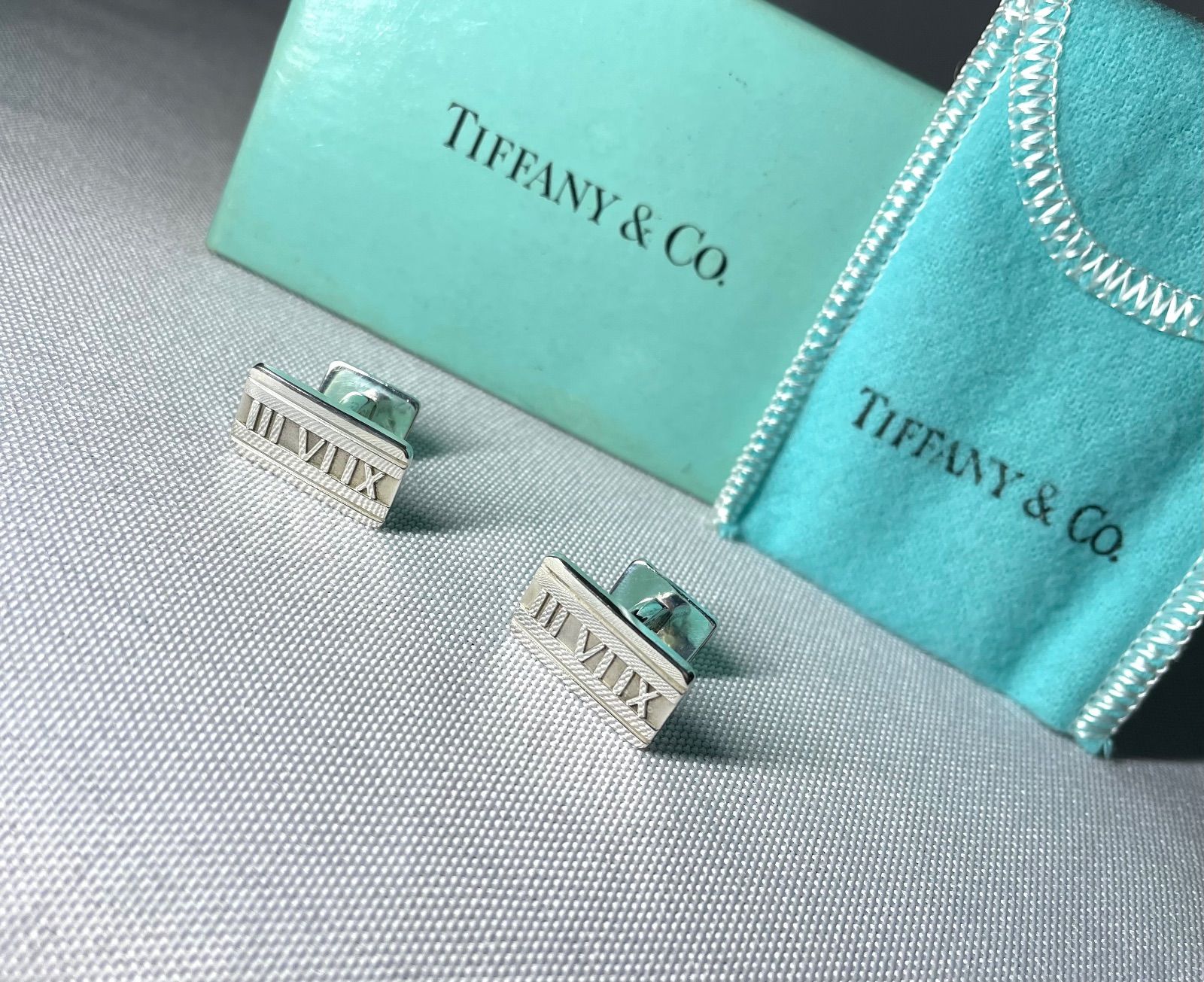 美品 Tiffany ティファニー アトラス ローマ数字デザイン カフス