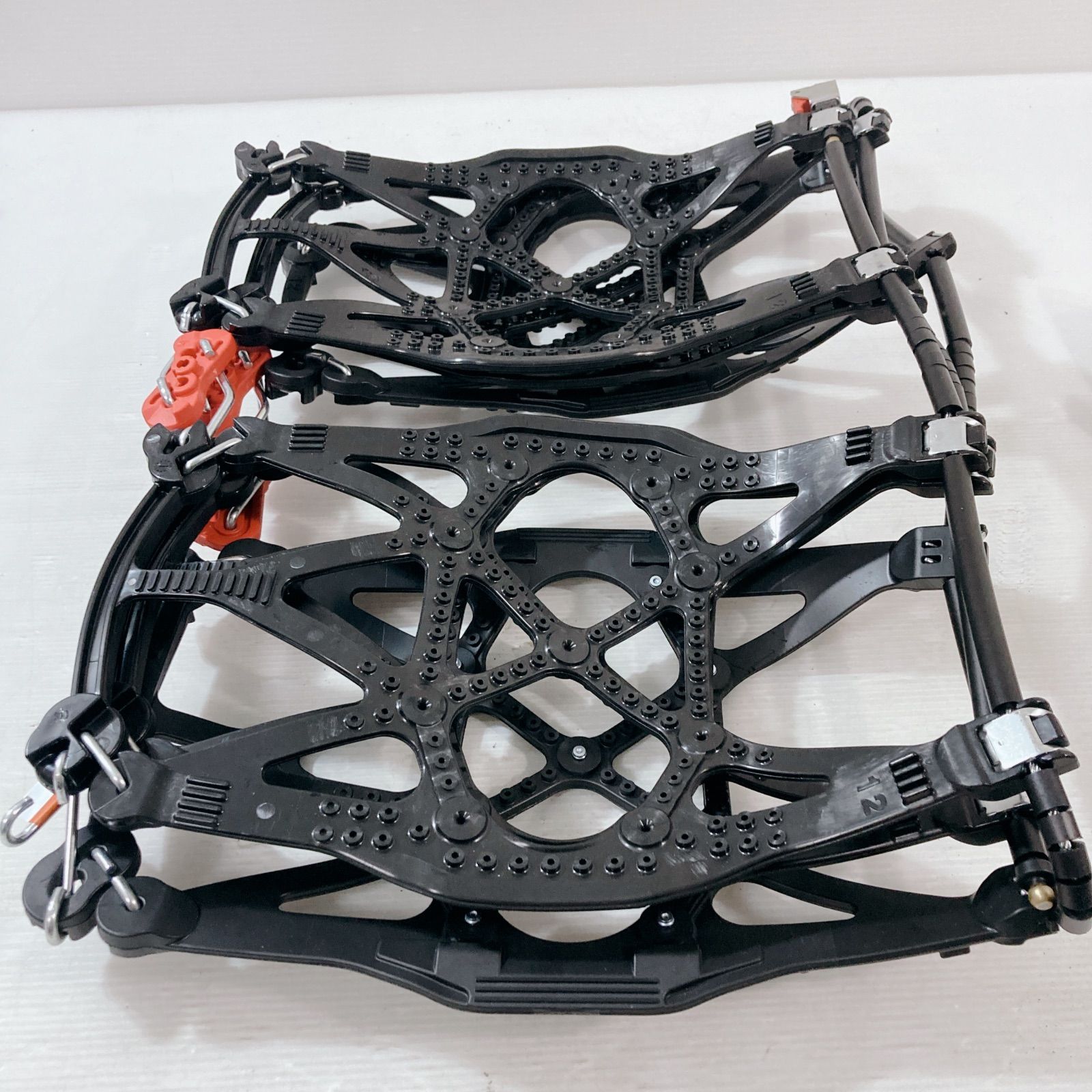 カーメイト バイアスロンクイックイージー 非金属製タイヤチェーン QE 12 L ゴム製タイヤチェーン 滑り止め 採用 日本製