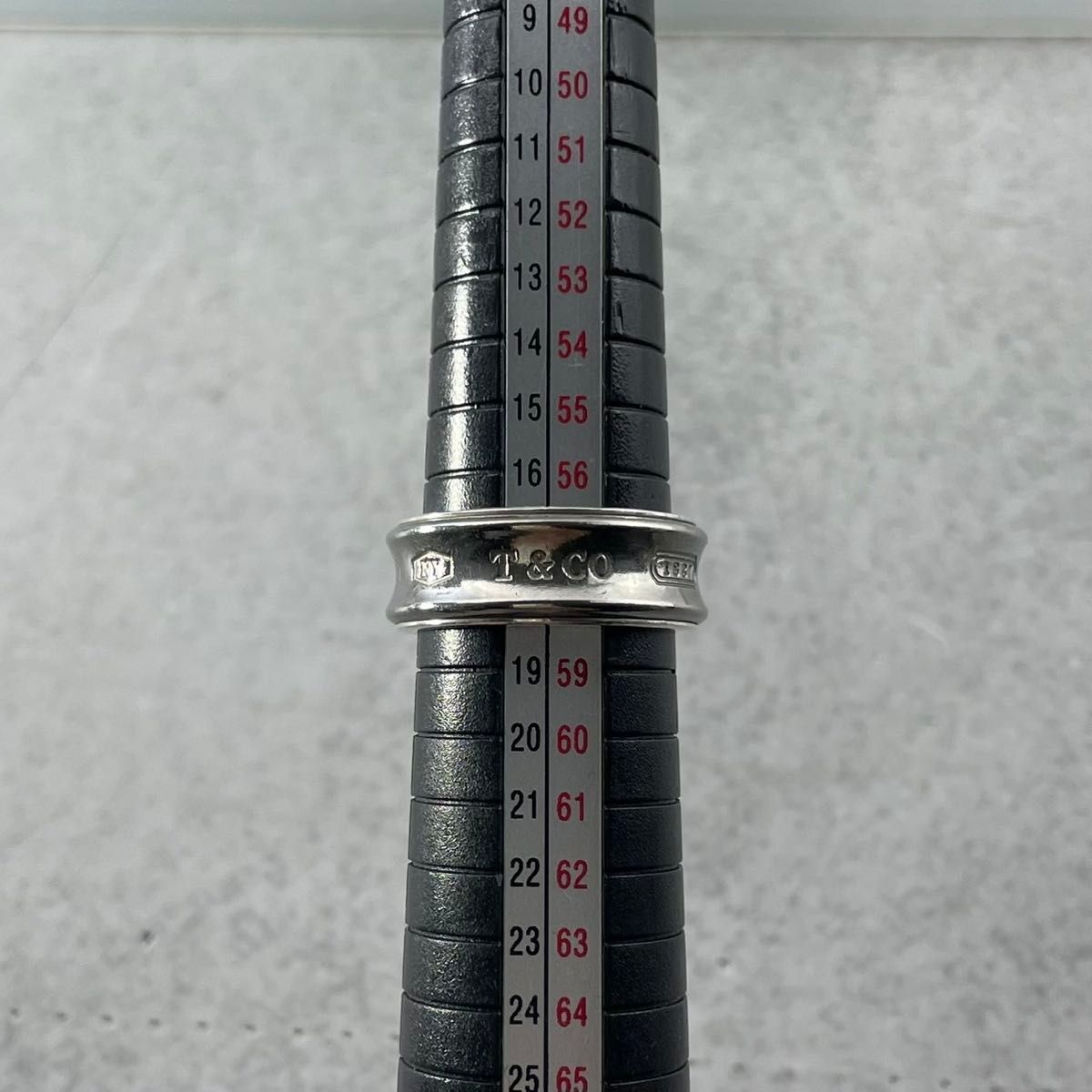 ティファニー 17号 1837 チタン シルバー コンビ リング XP2fe - メルカリ