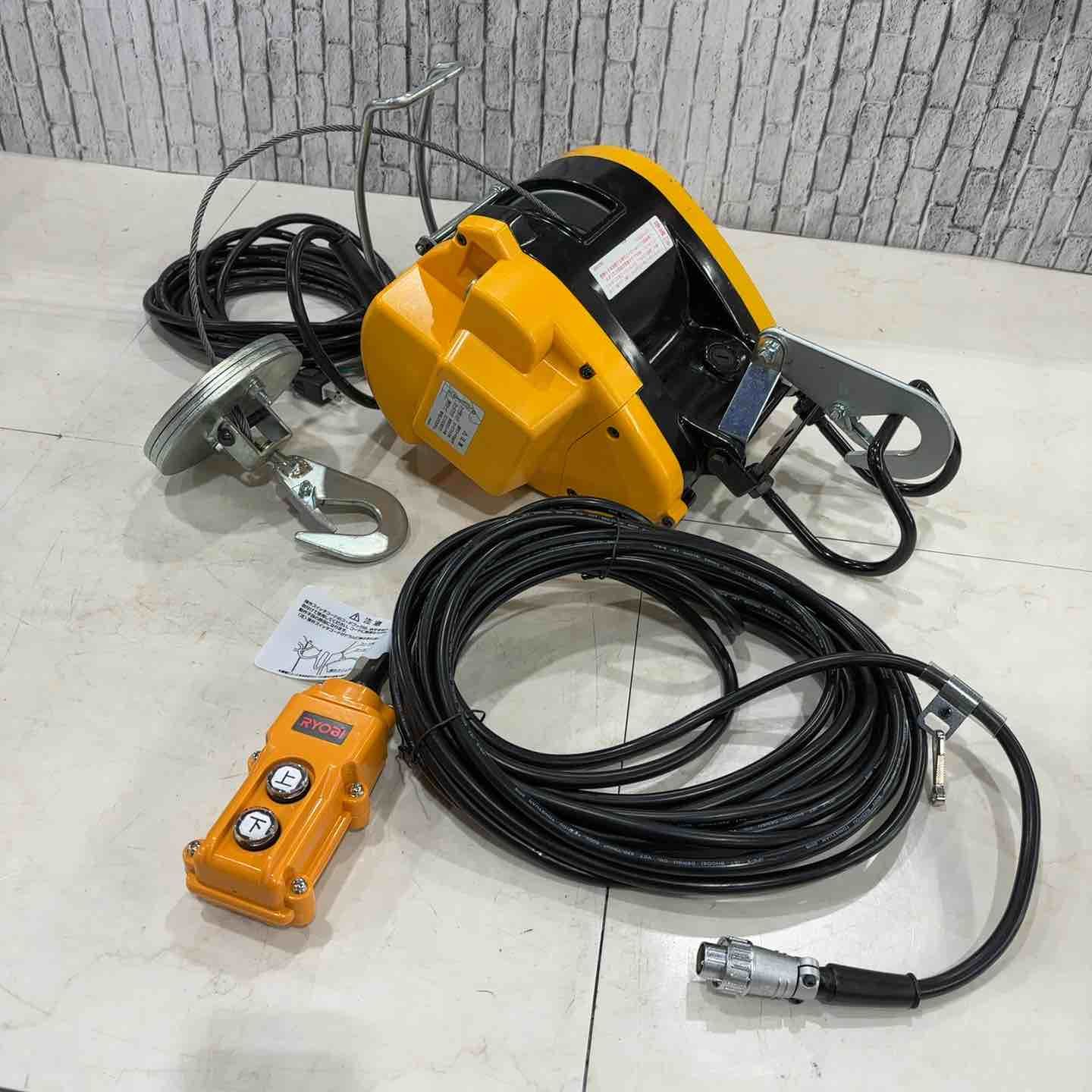 ♥品 リョービ RYOBI ウインチ 4 mm 15 m付 WI 62 ホイスト 荷重60㎏