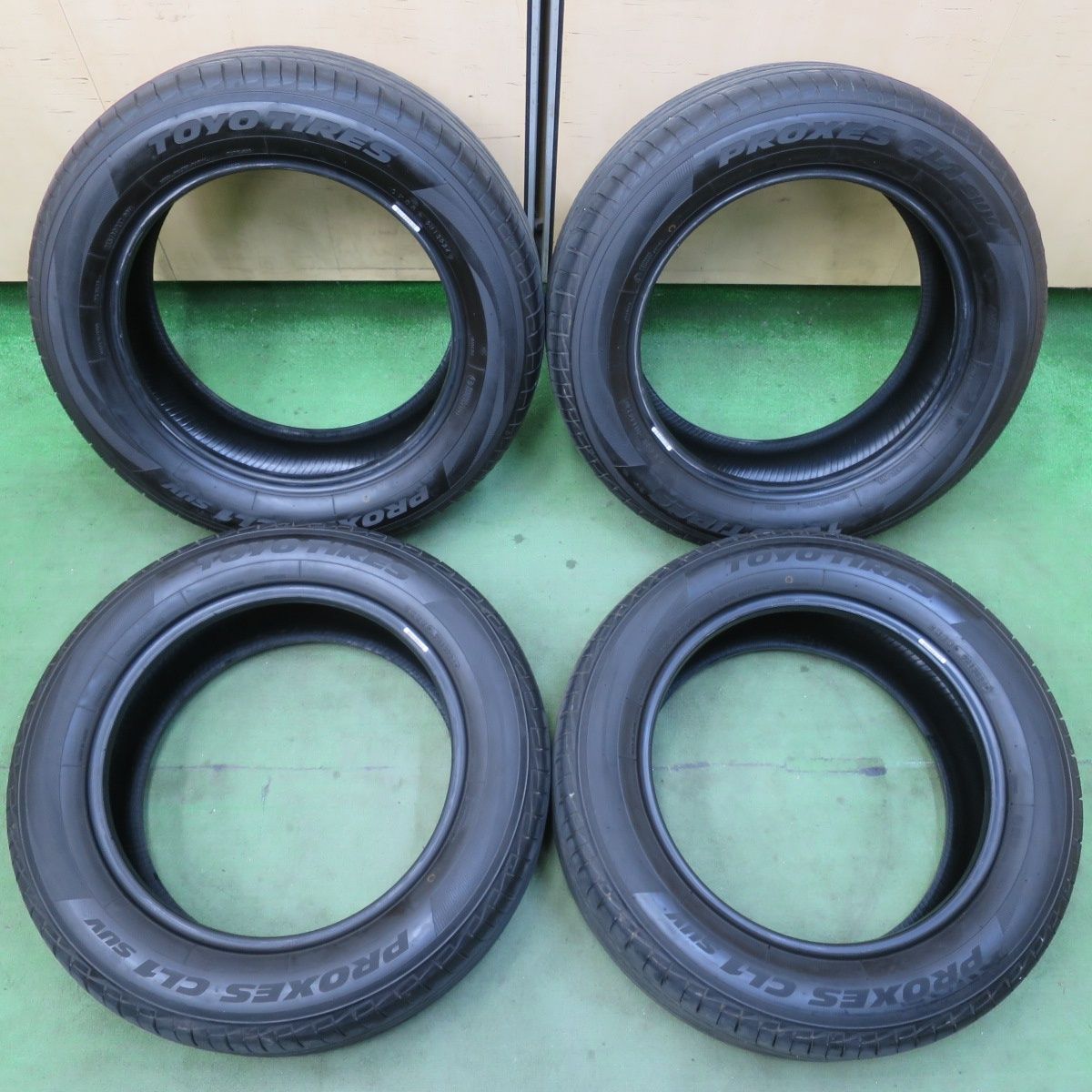 バリ溝 24年 9.5分 215|60 R 17 トーヨー プロクセス CL 1 SUV タイヤ 17インチ レクサス UX アルファード ヴェルファイア エスティマ C-HR 等 5122606イノタ