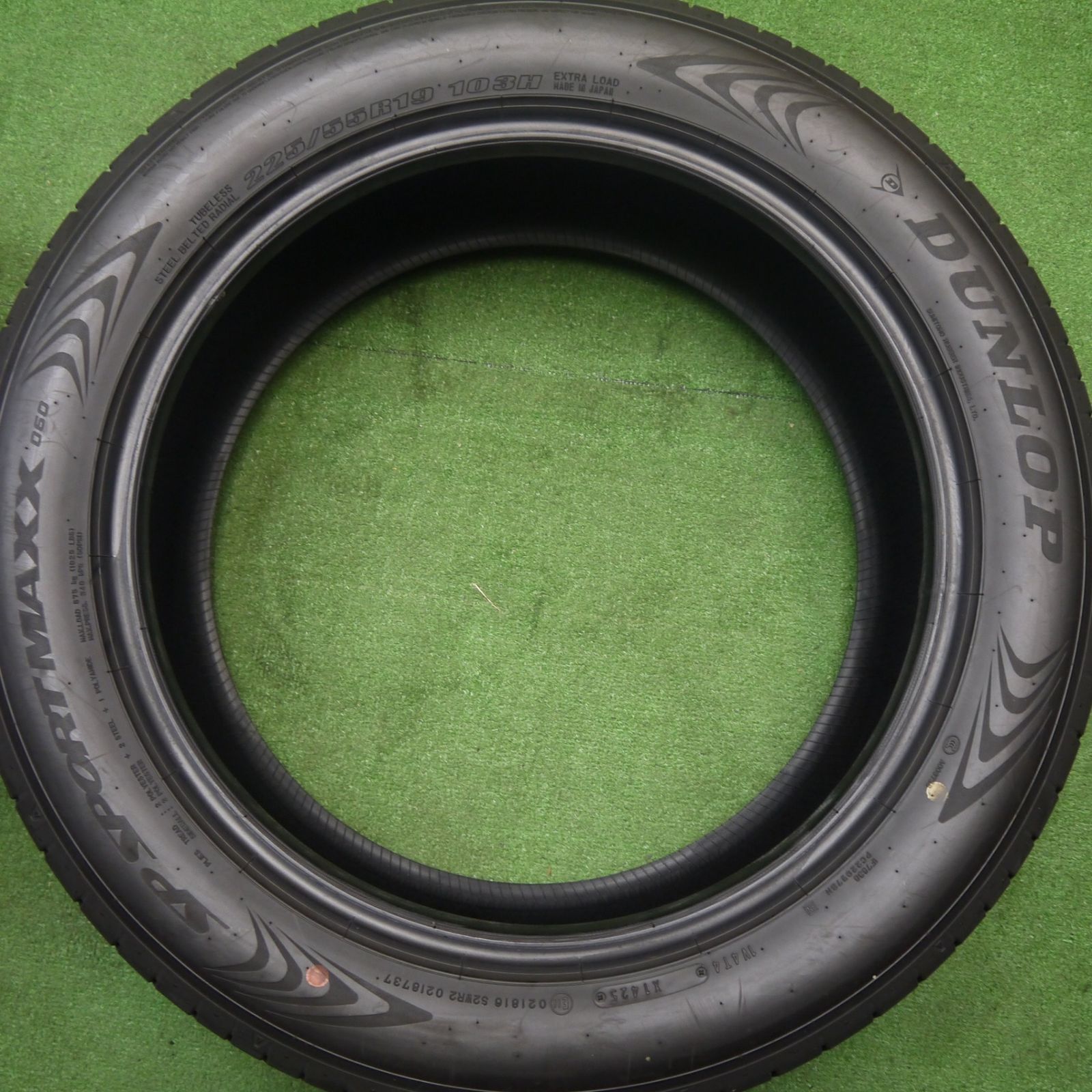  新車外し 25年 225 55 R 19 ダンロップ SP スポーツ マックス 060 タイヤ 19インチ 40系 アルファード ヴェルファイア 80系 ハリアー CX 5 8 等 ノタ 19インチ サマータイヤ ノーマルタイヤ