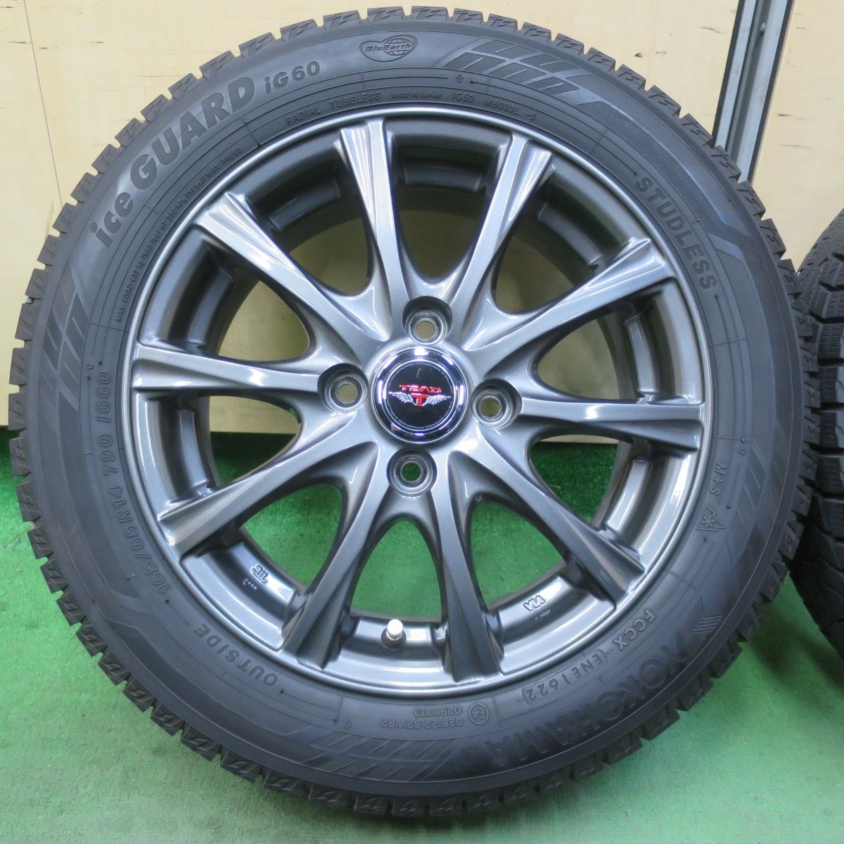 バリ溝 22年 キレイ 9分 スタッドレス 165 65 R 14 ヨコハマ アイスガード iG 60 TEAD テッド 14インチ PCD 100 4 H 5122910イス