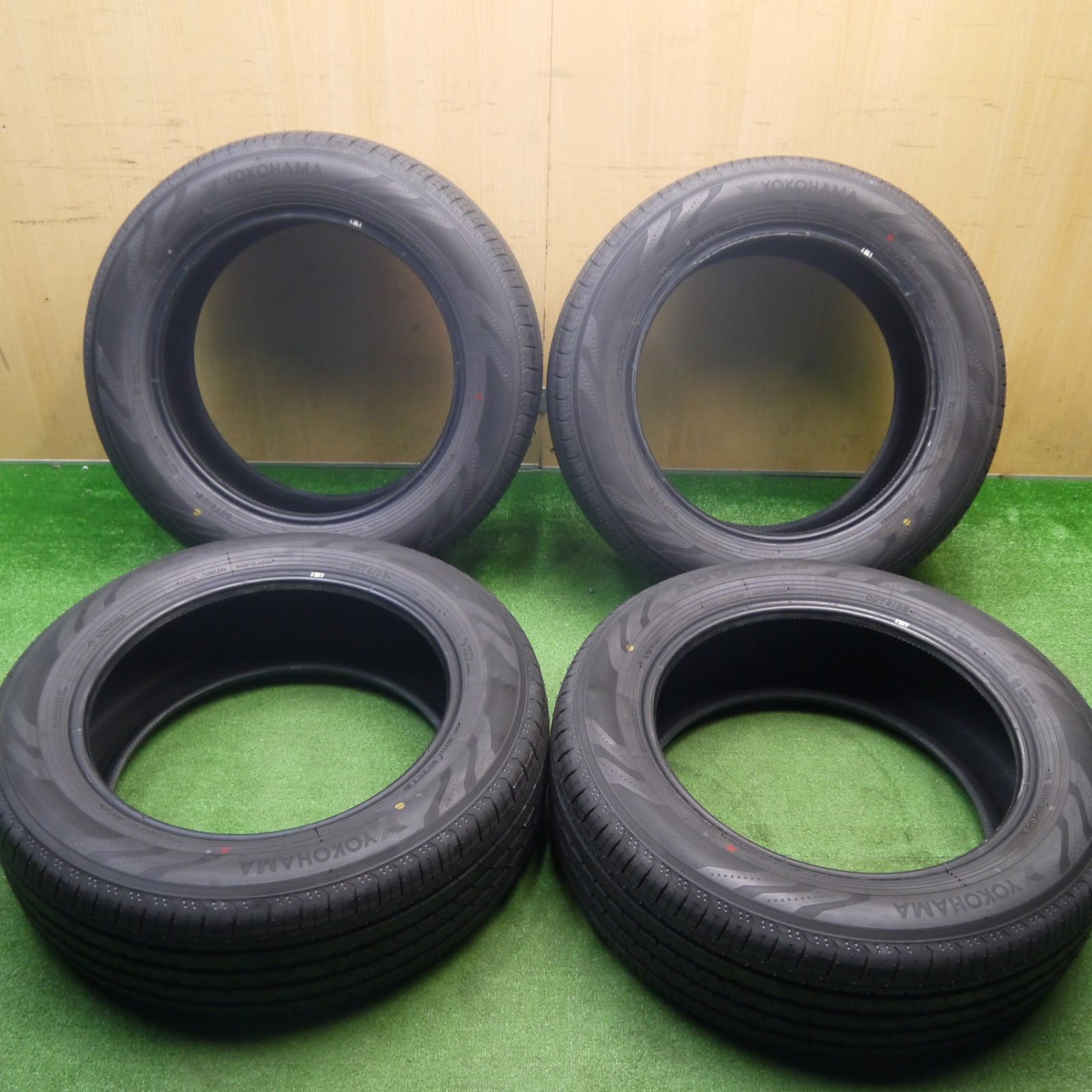 新車外し 25年 225 60 R 18 ヨコハマ アドバン V 03 タイヤ 18インチ 40系 アルファード ヴェルファイア 等 ノタ