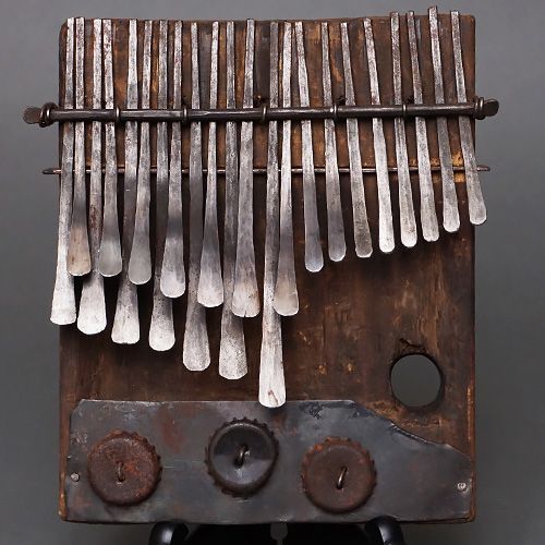 アフリカ ジンバブエ 民族楽器 ムビラ No.16 親指ピアノ オルゴール アフリカ雑貨 mbira