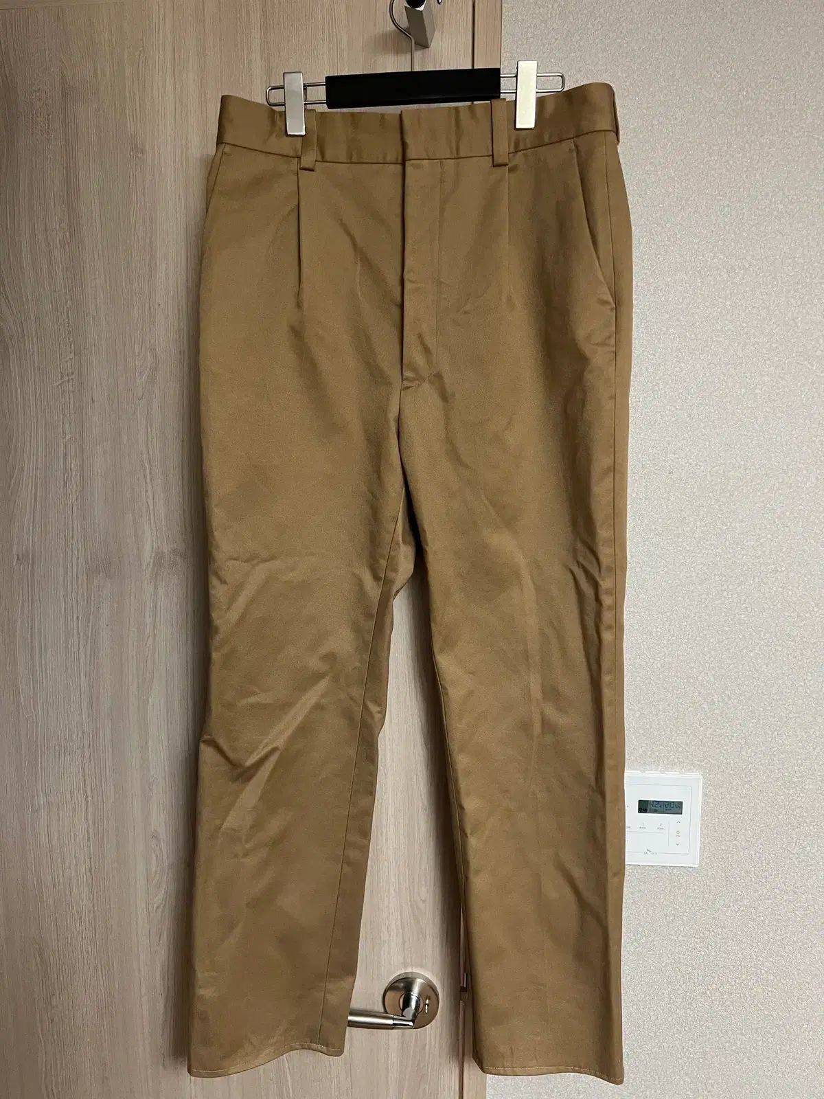 48 16 fw バレンシアガ パンツ ベージュ