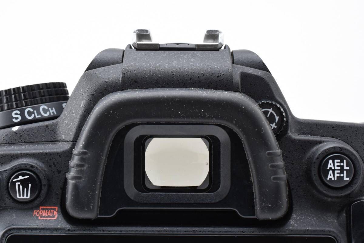 ☆極上品☆《ショット数15,599回 》Nikon ニコン D7000 ボディ