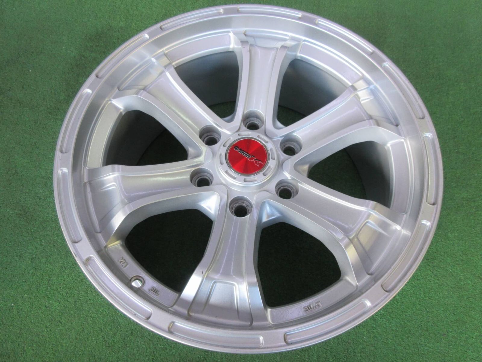 ランクルプラド用ホイール ビックウェイ Ｂ-ＭＵＤ K 8 J-18 6 H 139.7 25 トヨタ車平座ナット対応モデルになります♪