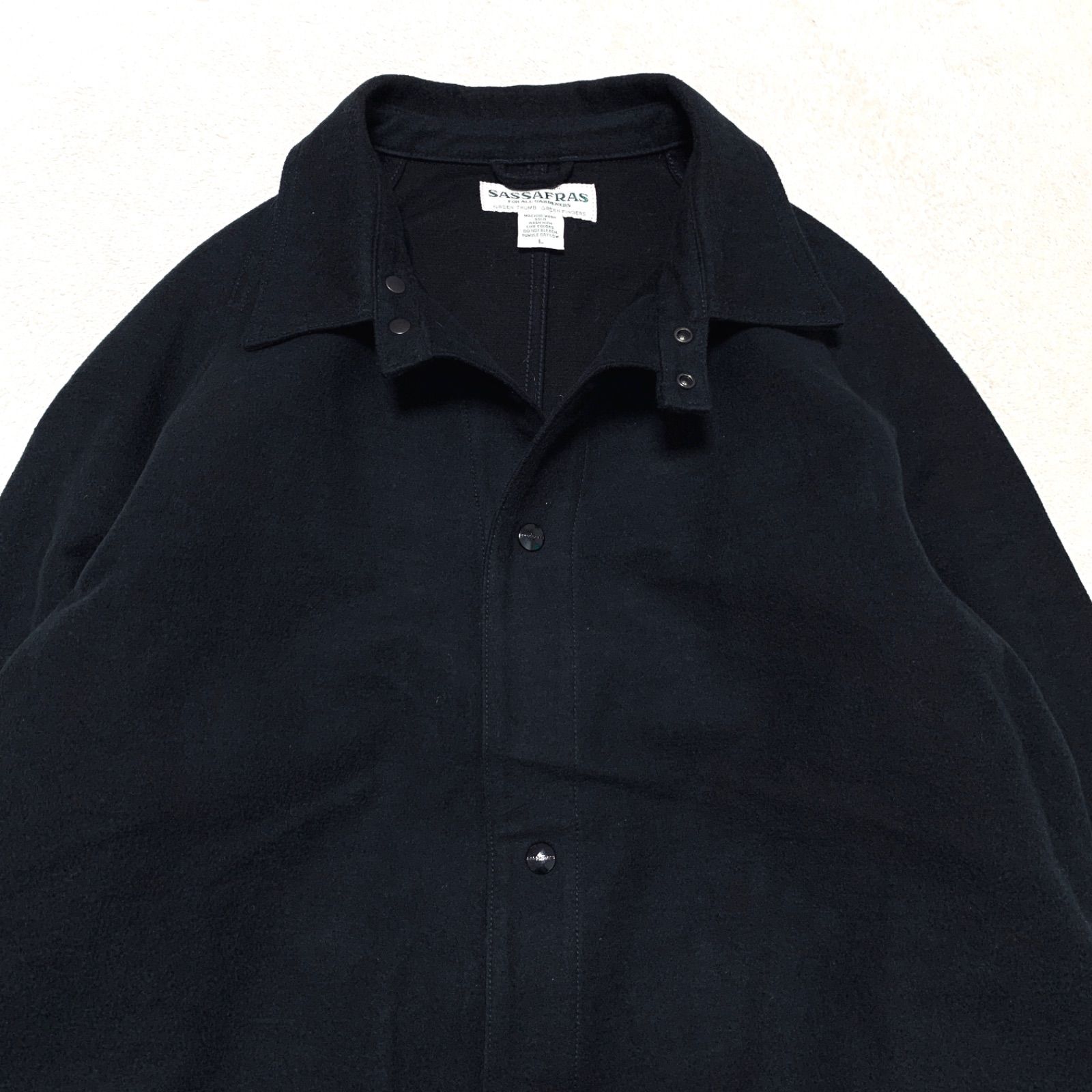 L 黒 ブラック SASSAFRAS ササフラス FALL LEAF COAT SF-232041]SASSAFRAS(ササフラス)Fall Leaf Coat + / Weather Cloth