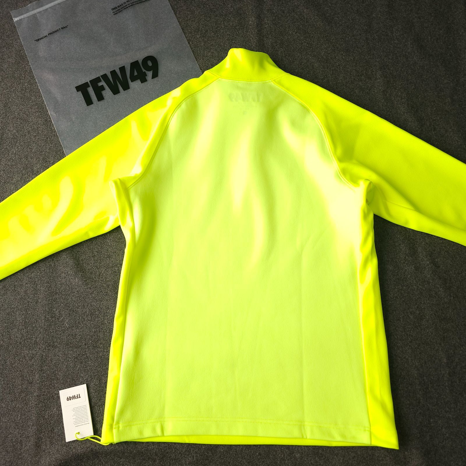 新品 TFW49 秋冬 裏起毛 厚手 長袖 ゴルフ モックネック シャツ ネオン