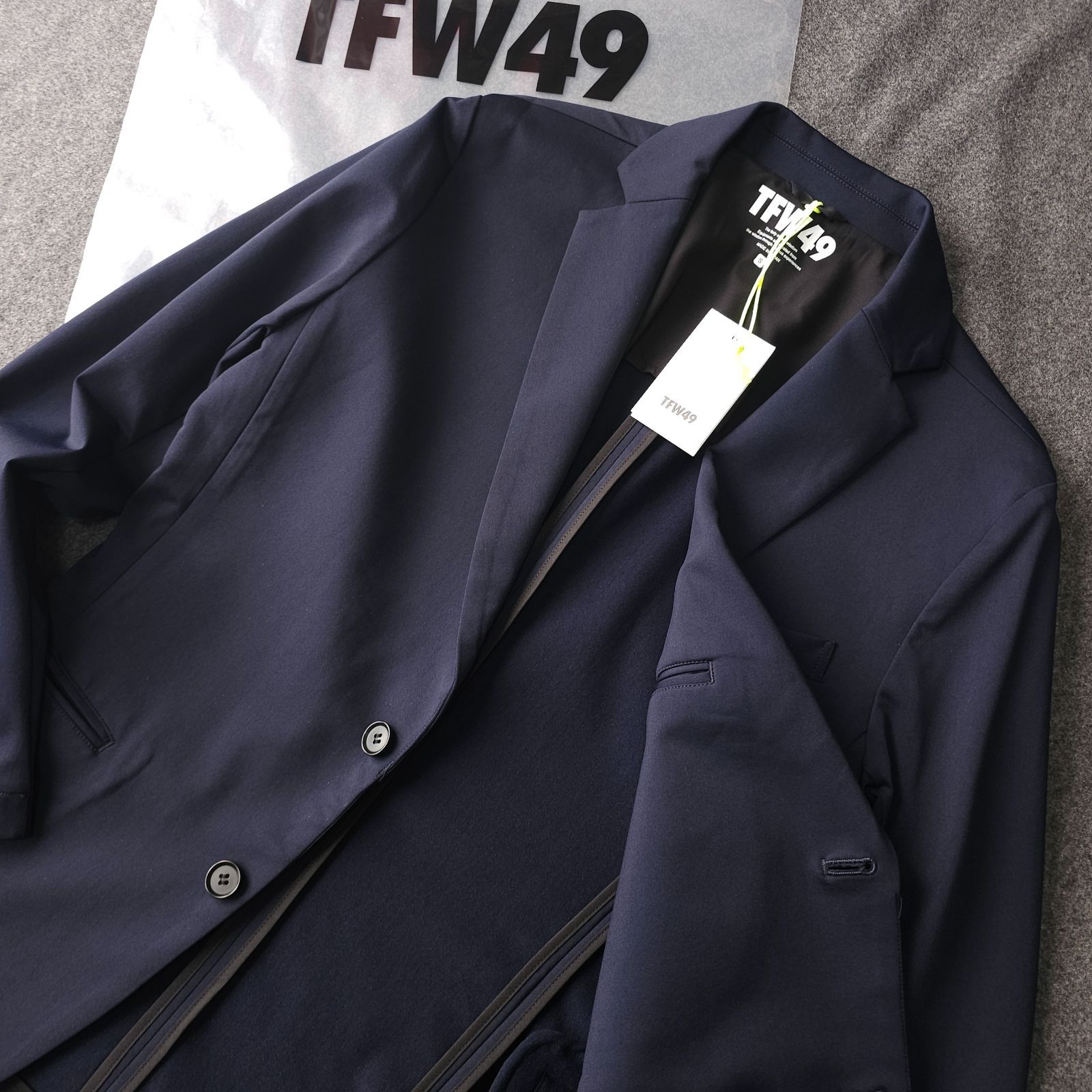 人気完売品 新品未使用 TFW49 STRETCH 2B JKT 4WAYストレッチ