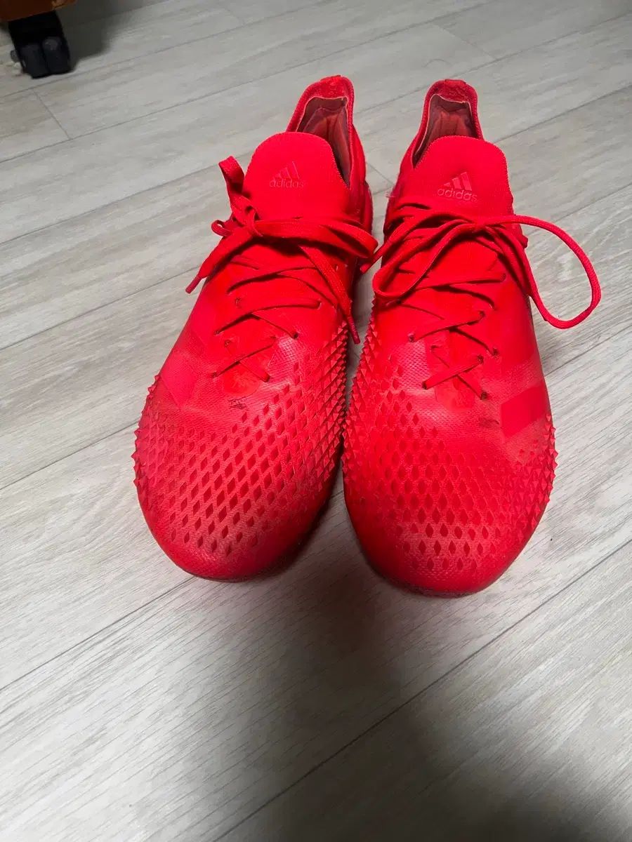 アディダス プレデター プリック 1 275