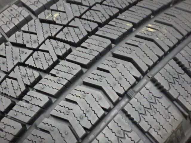  SR 461 ●2025年製造 約8部山●BS BLIZZAK VRX 2●225|55 R 18●4本 12インチ以下 スタッドレス