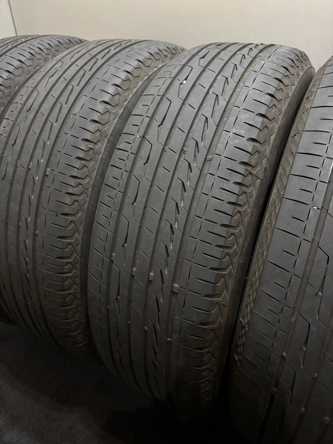 225|65 R 17 |ALENZA LX 100 23年製 夏タイヤ サマータイヤ 4本 ブリヂストン ハリアー RAV 4 エクストレイル CX-5 南6-L 237