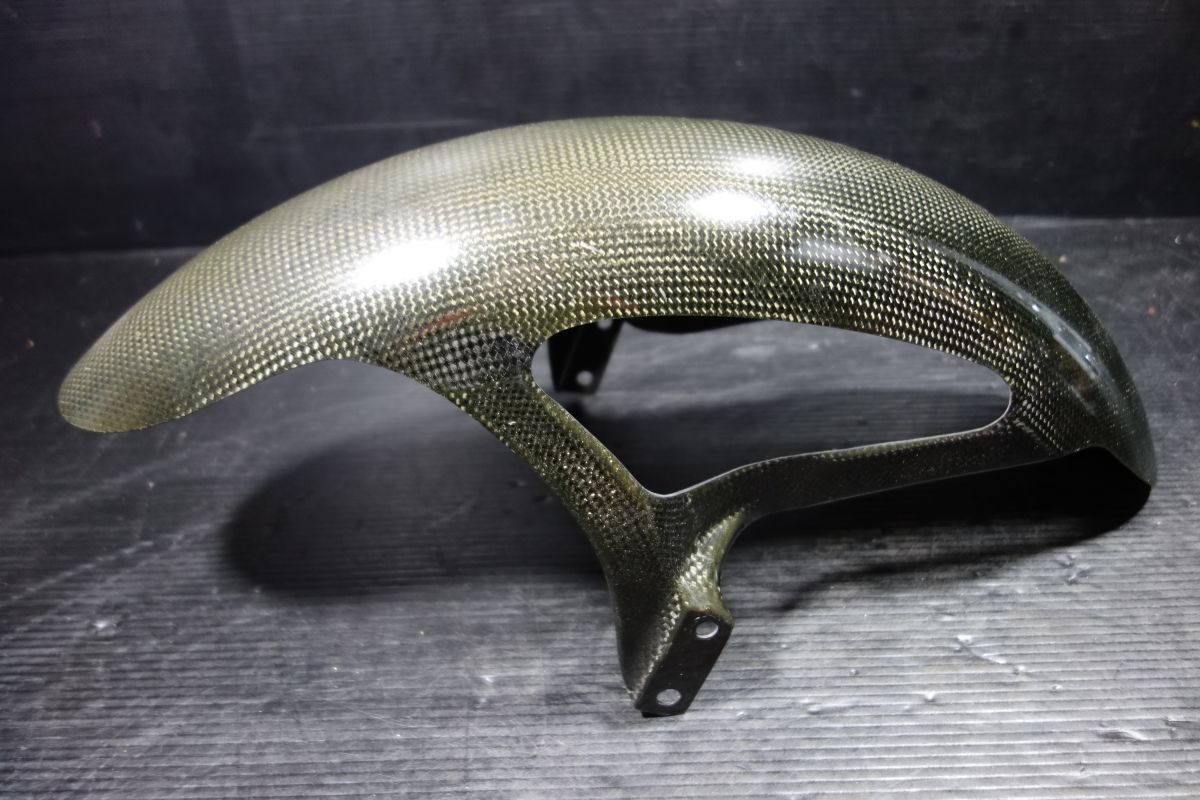 フロントフェンダー