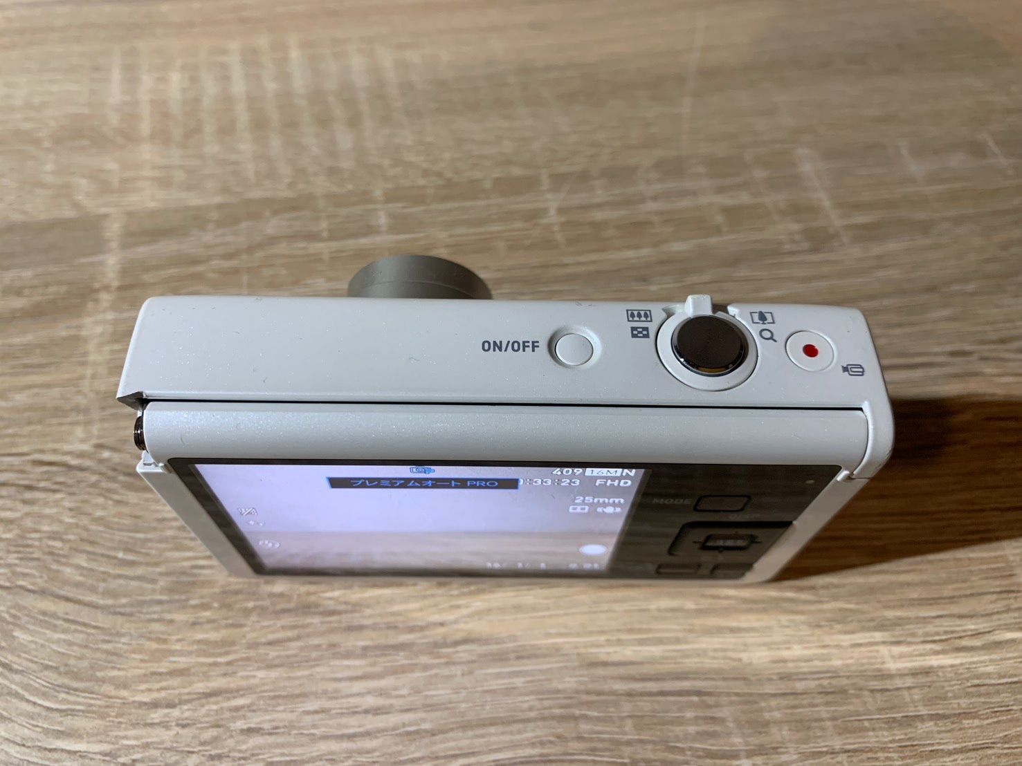 [ジャンク品] デジタルカメラ CASIO EXILIM EX-ZR70 白 カシオ HIGH SPEED EXILIM EX-ZR70WE [ホワイト] 価格比較 - 価格.com