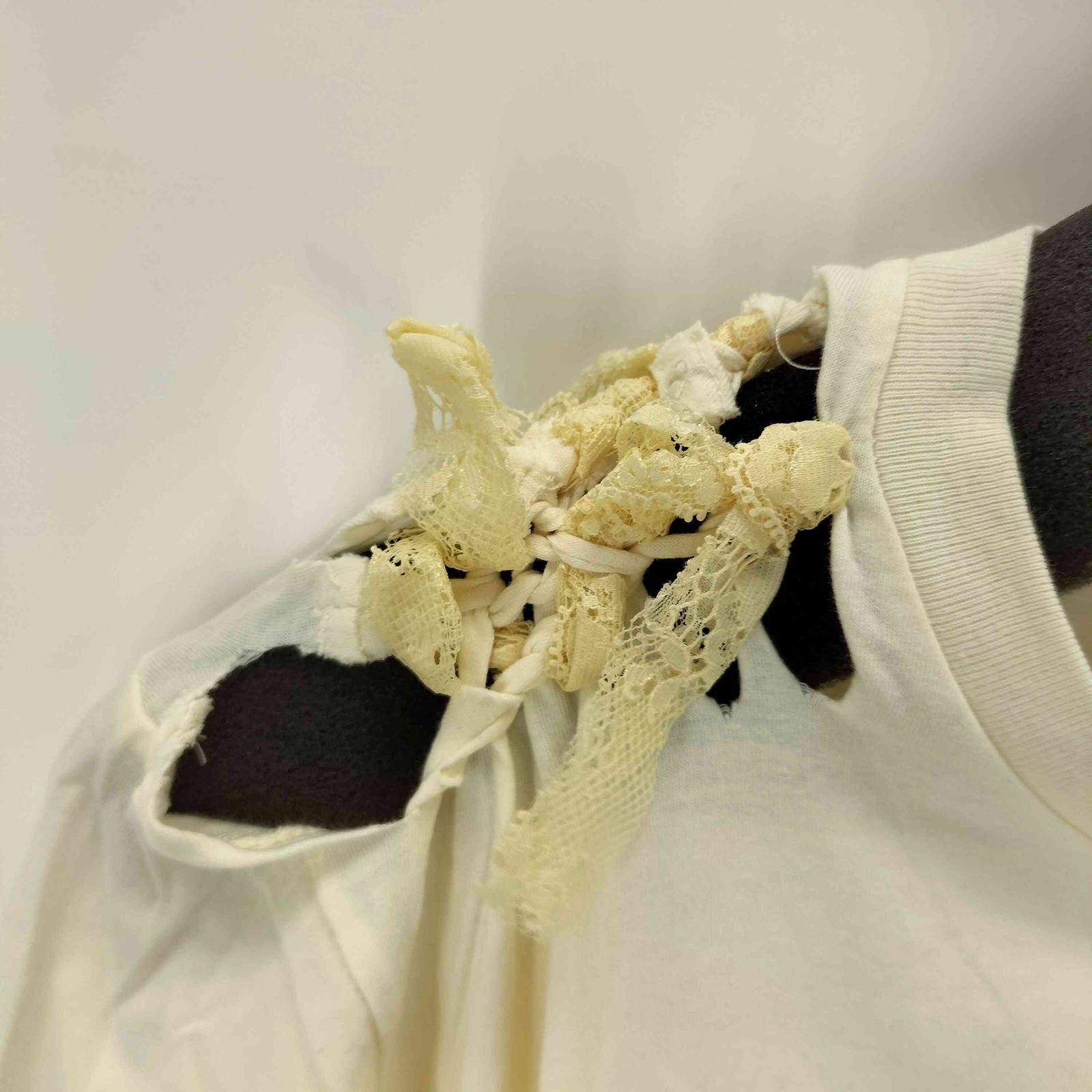  コリーナストラダ COLLINA STRADA FLOWER DRIP LACE KATINA TEE レディース import S 半袖(Tシャツ) Tシャツ カットソー