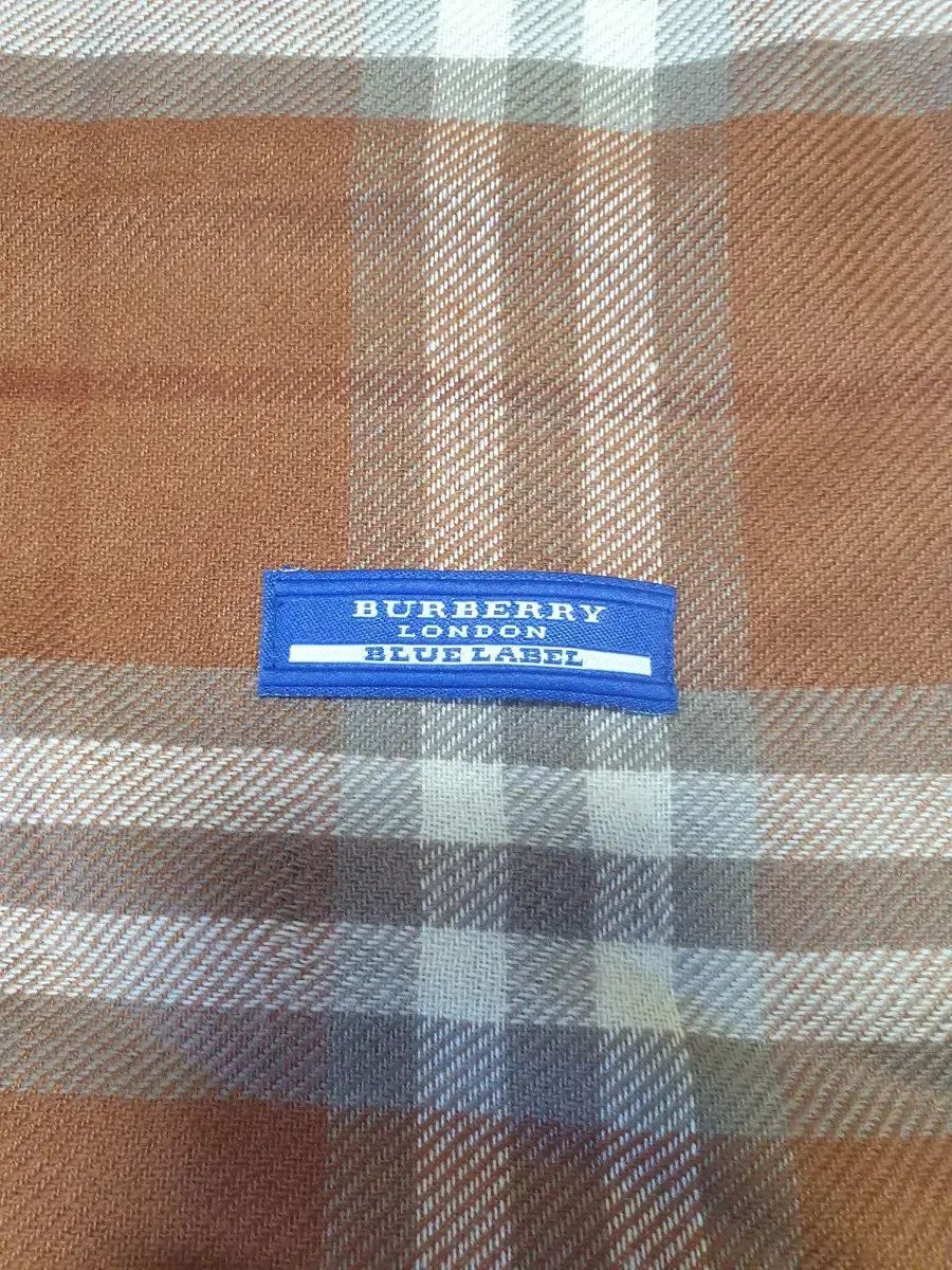 チェックマフラー