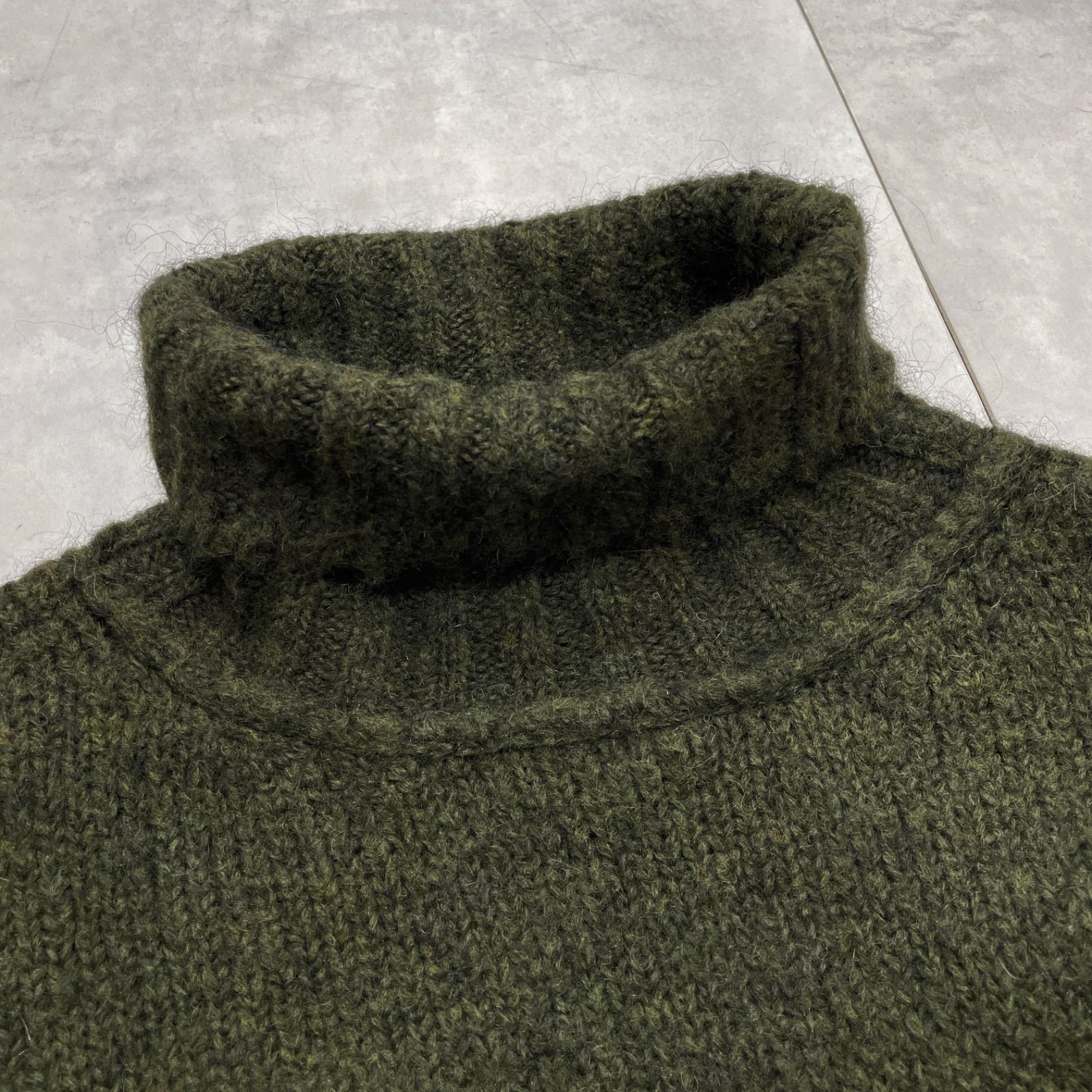 MM6 メゾンマルジェラ ニットトップス オーバーサイズ タートルネック