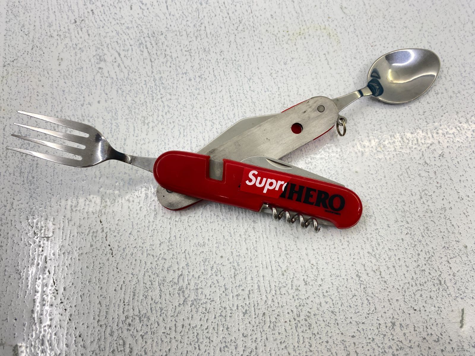 Supreme x ANTIHERO マルチツール オンライン Supreme x ANTIHERO