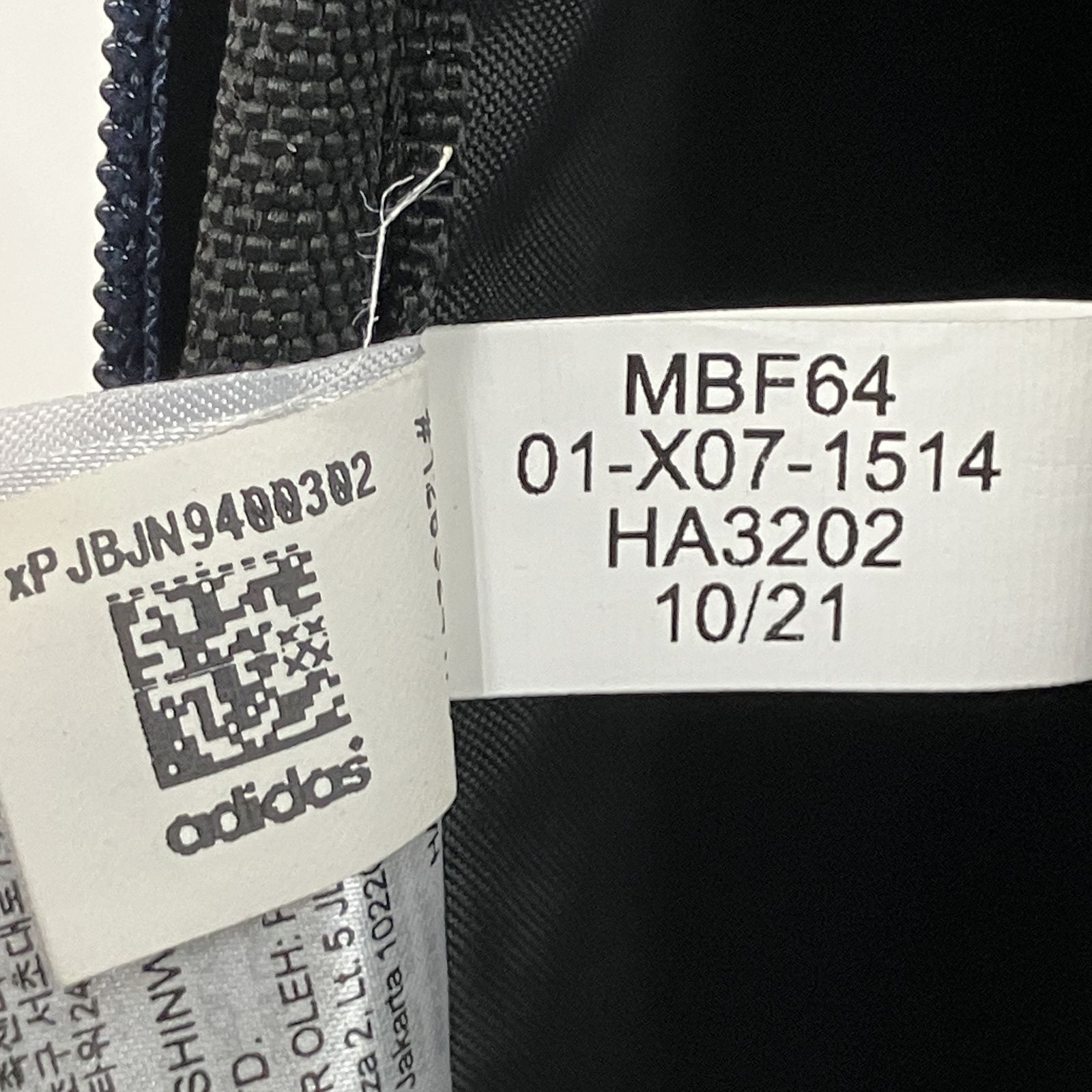 adidas アディダス