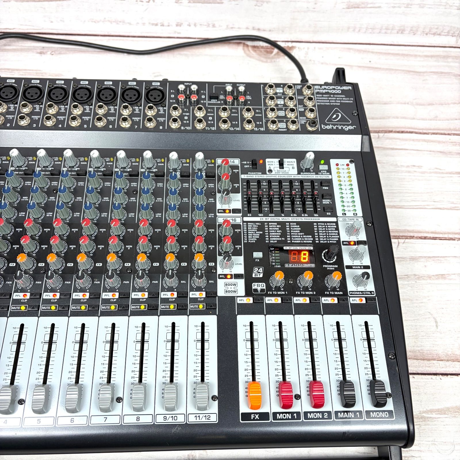 【美品】BEHRINGER PMP4000 パワードミキサー ベリンガー 美品】BEHRINGER PMP4000 パワードミキサー ベリンガー BEHRINGER