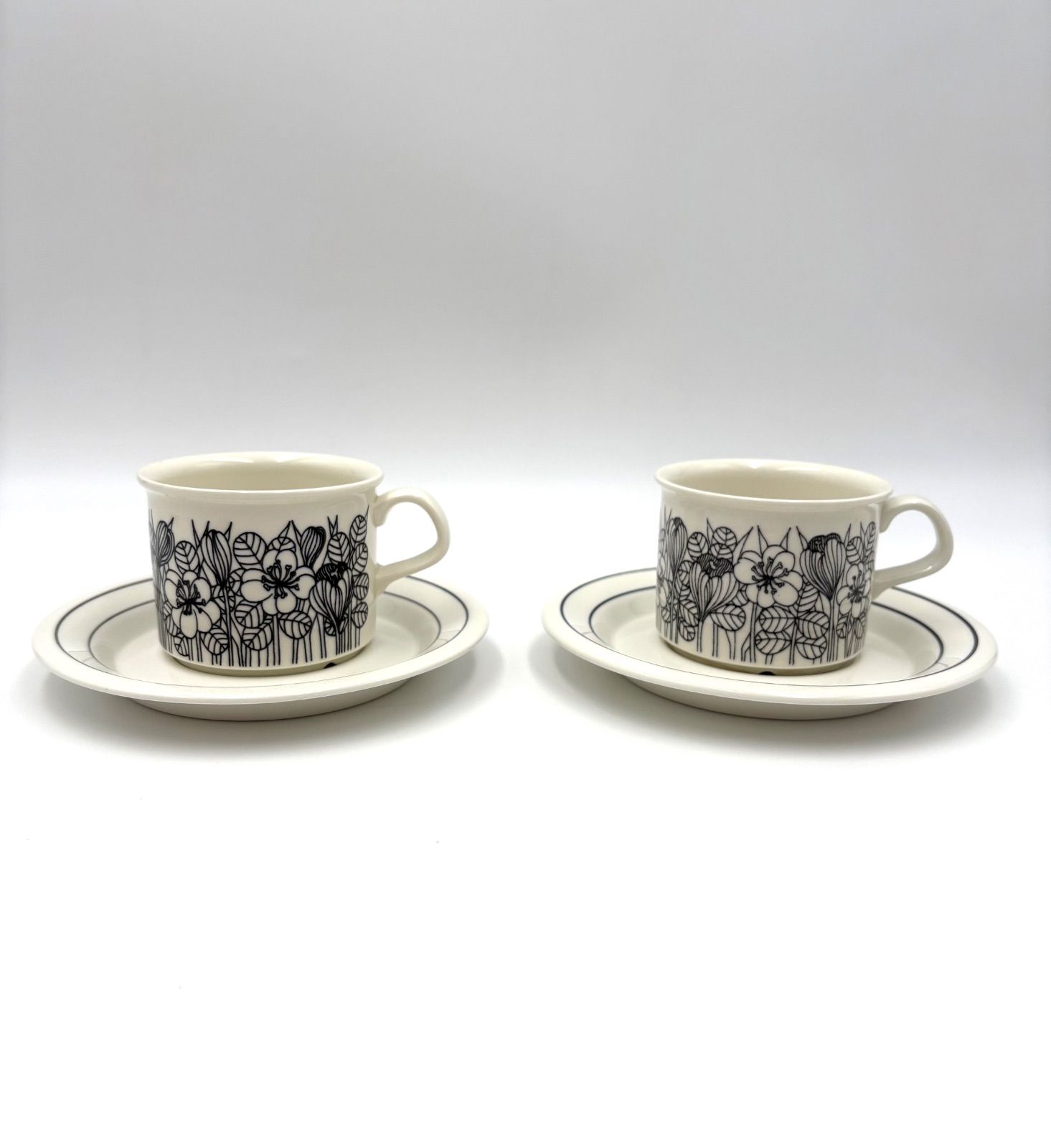 ARABIA アラビア クロッカス ヴィンテージ カップ＆ソーサー 4客セット