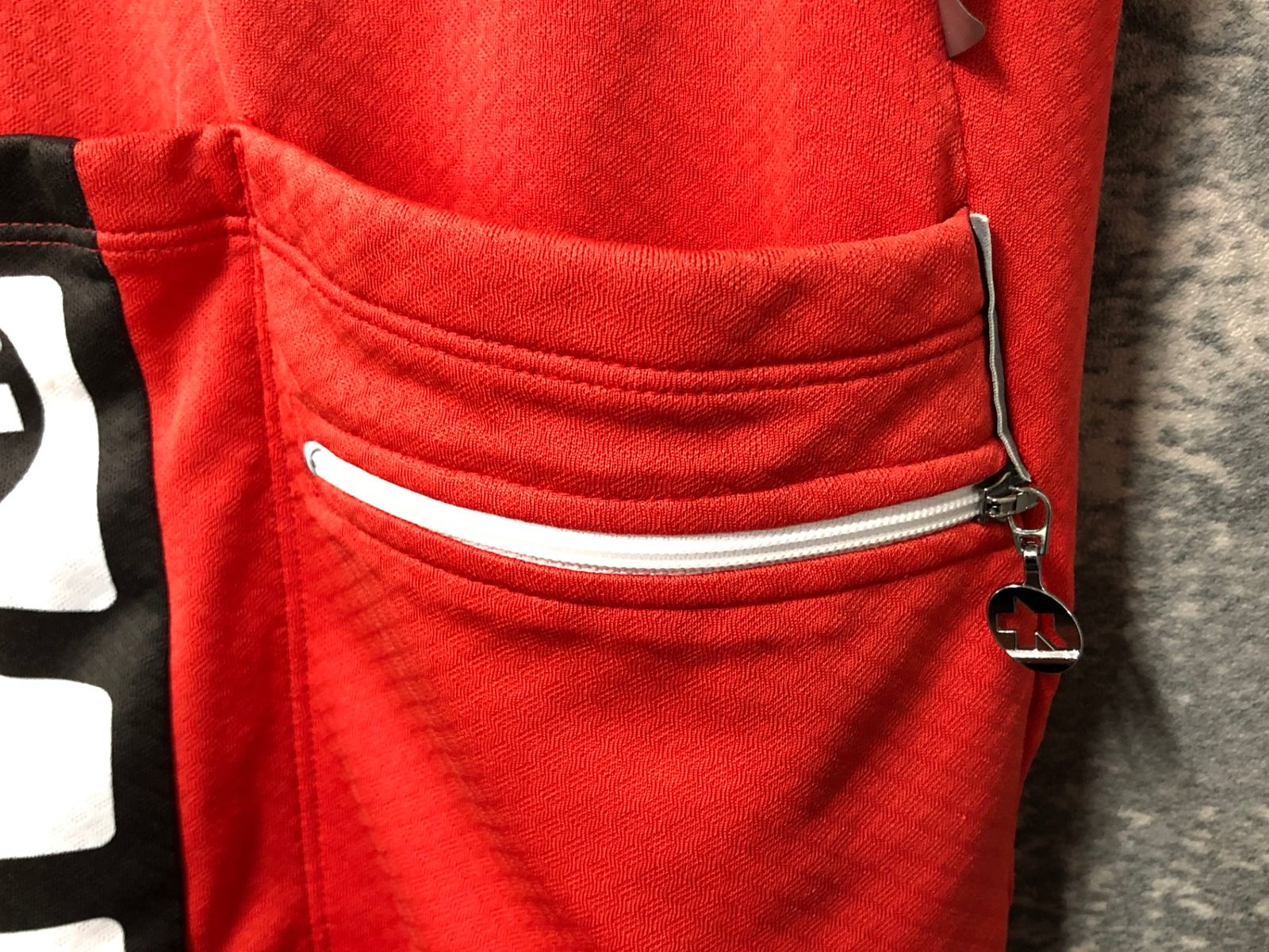 JQ567 アソス ASSOS 半袖 サイクルジャージ 赤白 L ※汚れ - メルカリ