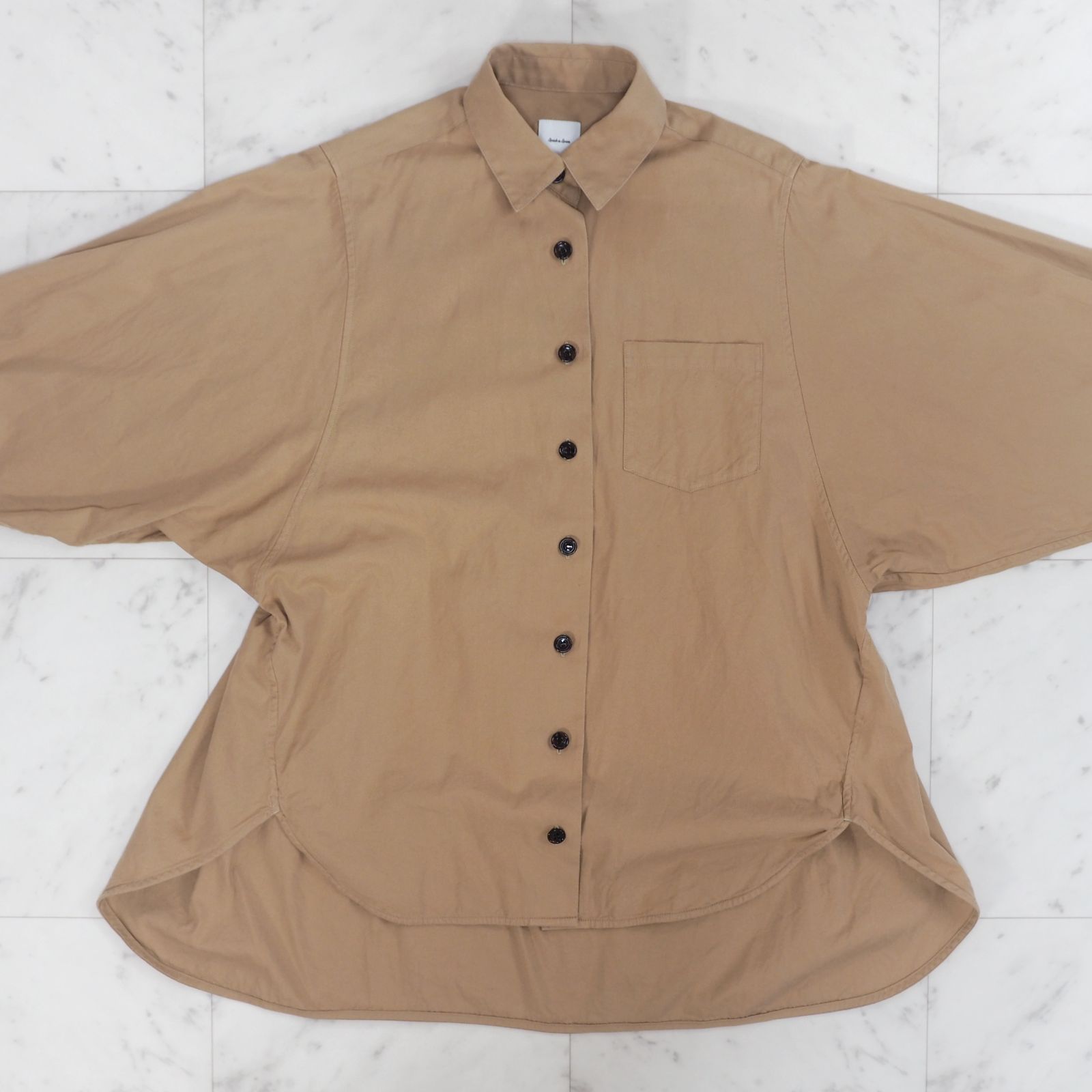 美品【スピックアンドスパン】バックギャザーオックスシャツ F 