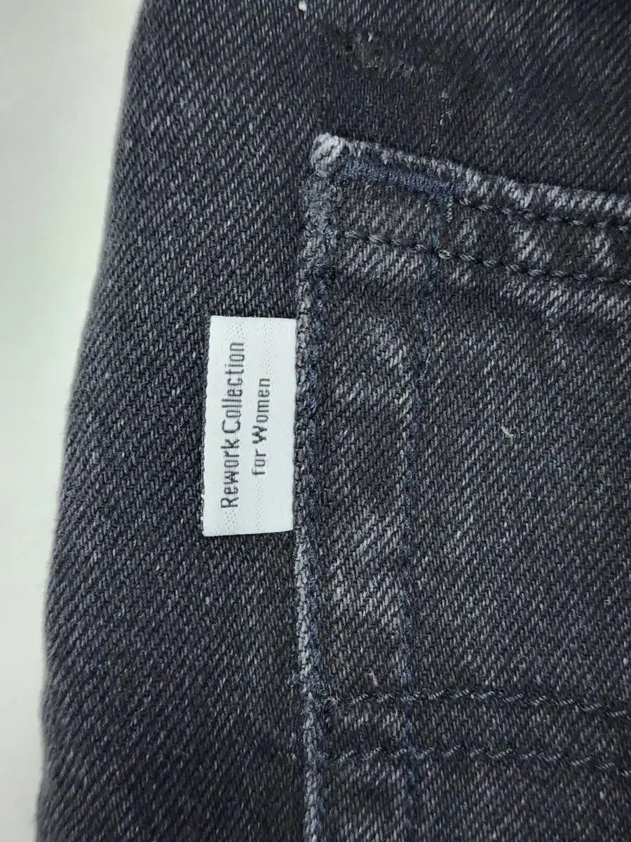 ブラックデニム