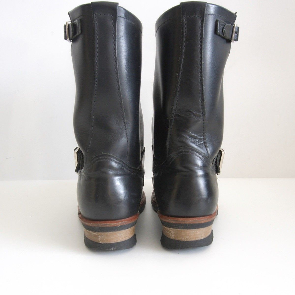 ブラック レッドウィング